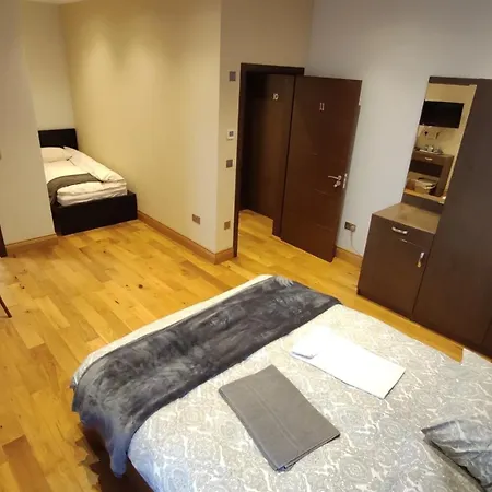Oyo The Kilburn Arms Bed & Breakfast London Exterior photo