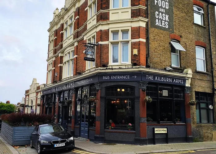 Oyo The Kilburn Arms