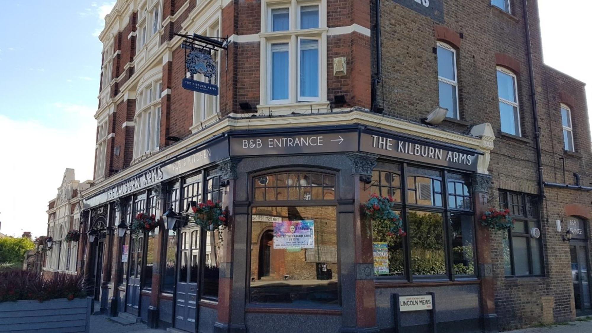 Oyo The Kilburn Arms Bed & Breakfast 3*